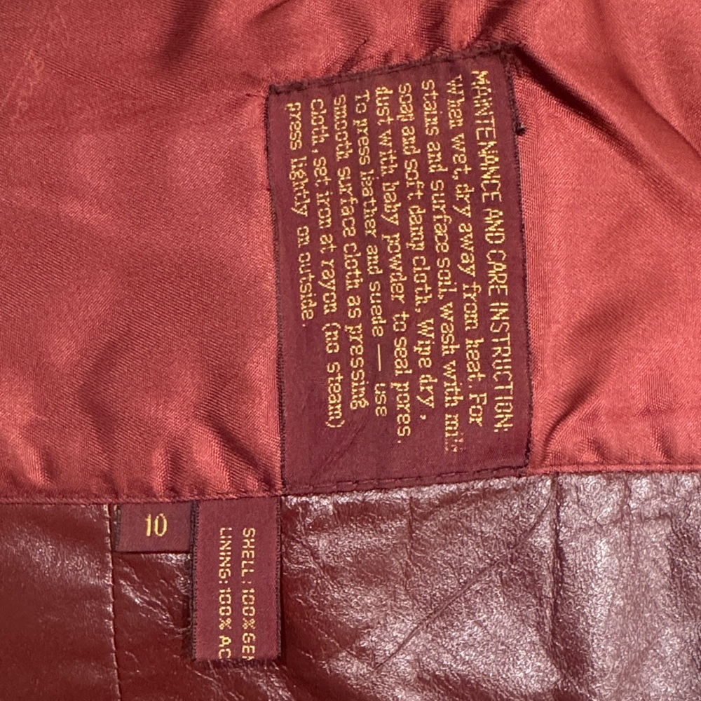 Vintage Etienne Aigner Deep Red Leather Jacket - Picture 6 of 6